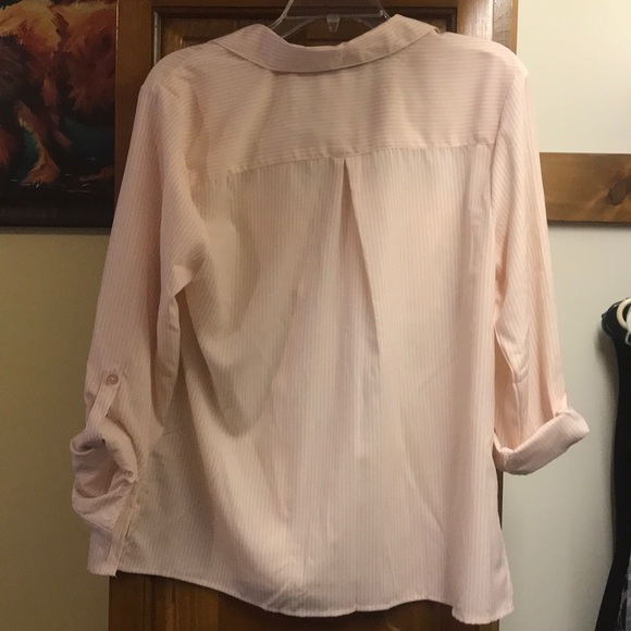 Bumble Gum Button down shirt, never worn - Picture 3 of 3